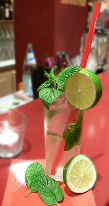 220px-Mojito.jpg